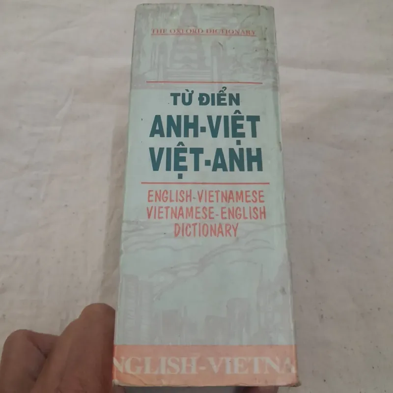 Từ điển Anh Việt Anh. Tác giả Quang Minh. 129.000 từ 593070