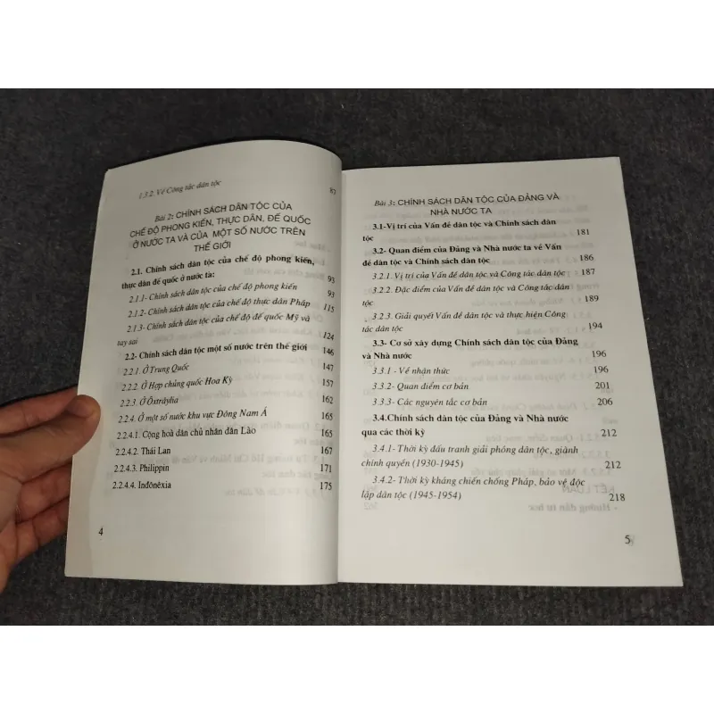CHÍNH SÁCH DÂN TỘC CỦA ĐẢNG VÀ NHÀ NƯỚC VIỆT NAM 993082