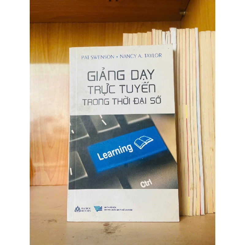 Giảng dạy trực tuyến trong thời đại số - - GIÁO TRÌNH, CHUYÊN MÔN - VAVO3012 749996