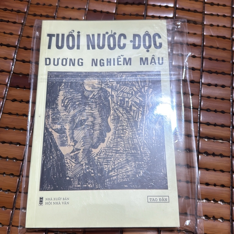 Tuổi nước độc - Dương Nghiễm Mậu 522619