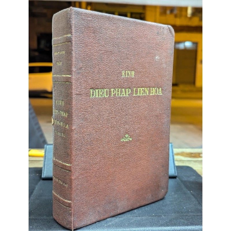 KINH DIỆU PHÁP LIÊN HOA - DỊCH GIẢ THÍCH TUỆ HẢI ( ĐÓNG BÌA XƯA CÒN BÌA GỐC ) 192373