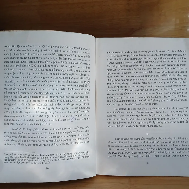 Đặc Khảo Về Hát Sắc Bùa (Xb 2000) 726128