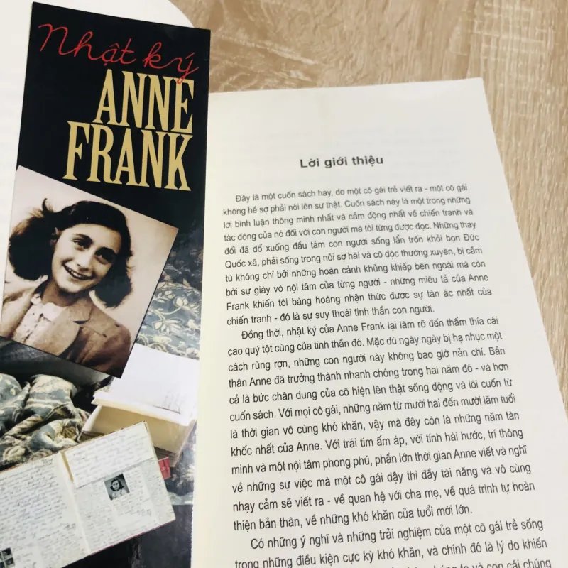 NHẬT KÝ ANNE FRANK 1007237