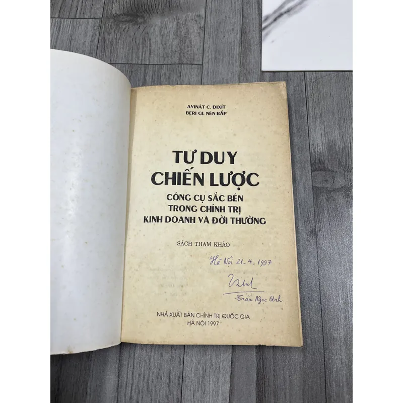 Tư duy chiến lược. 6a5 737283