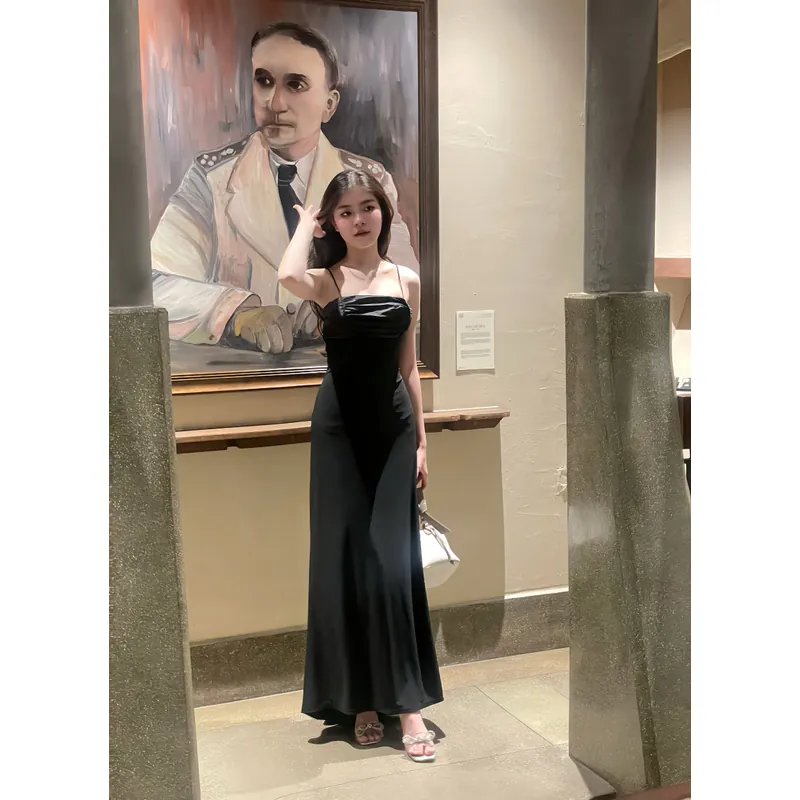 Váy đen dự tiệc 713430