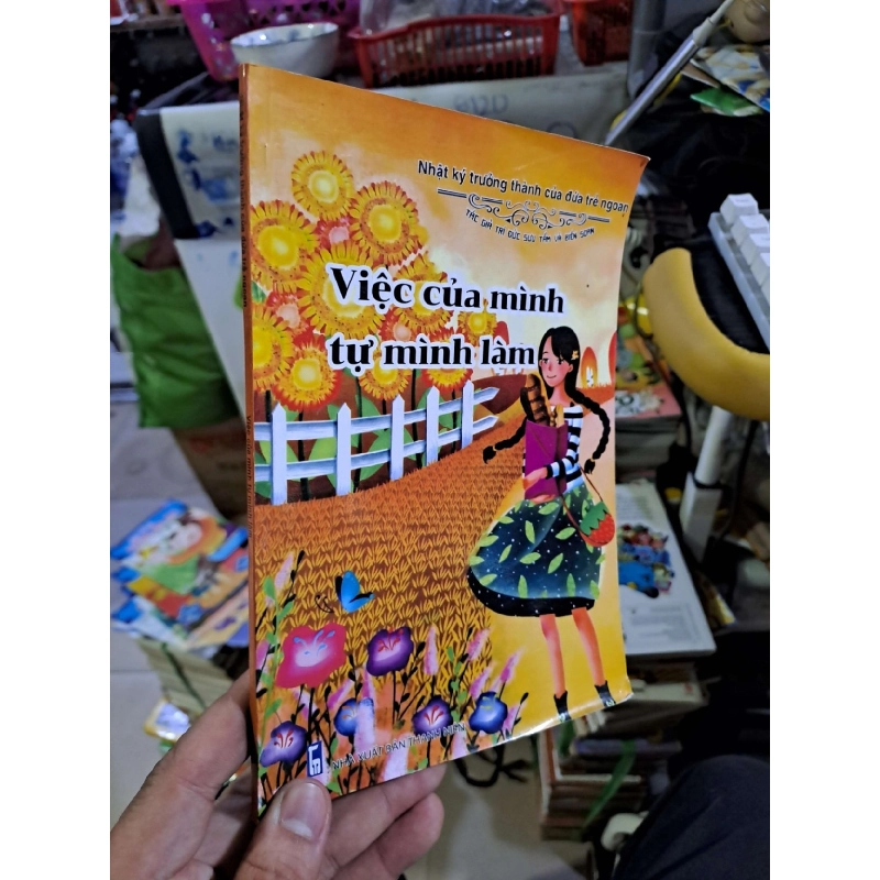 (TẶNG BOOKMARK) Việc của mình tự mình làm - RBK0111 956260