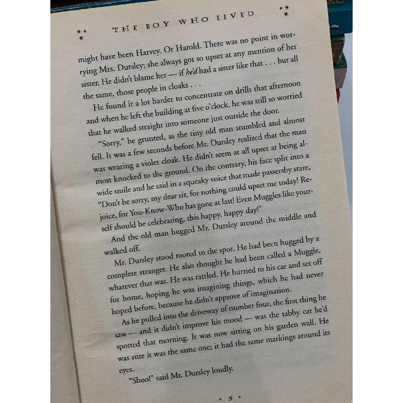 Harry Potter and the Sorcerer's Stone – J.K. Rowling 762775