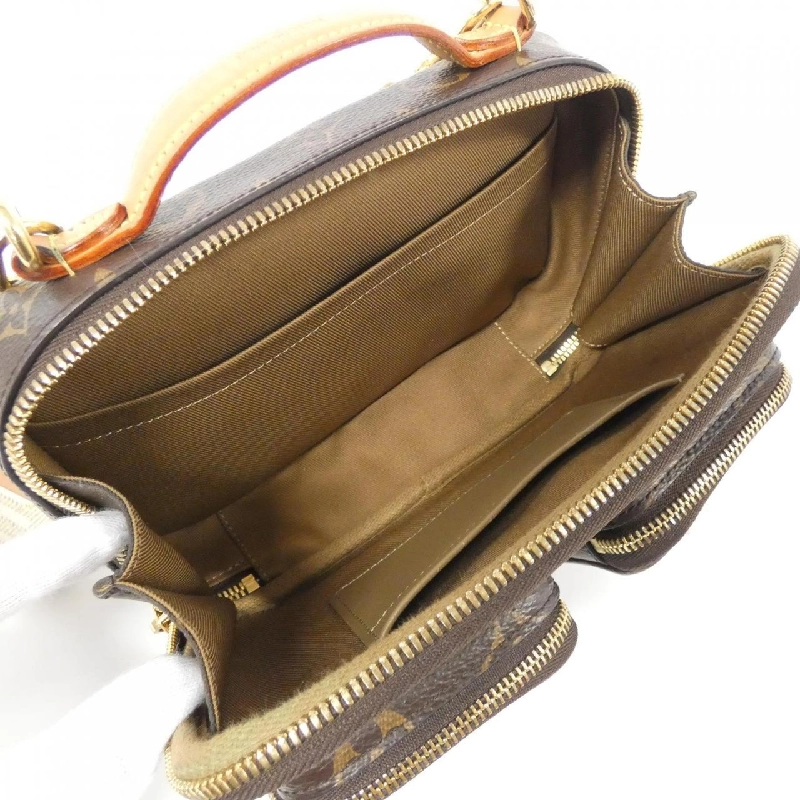 Túi đeo chéo Louis Vuitton Monogram Utility M80446 610450