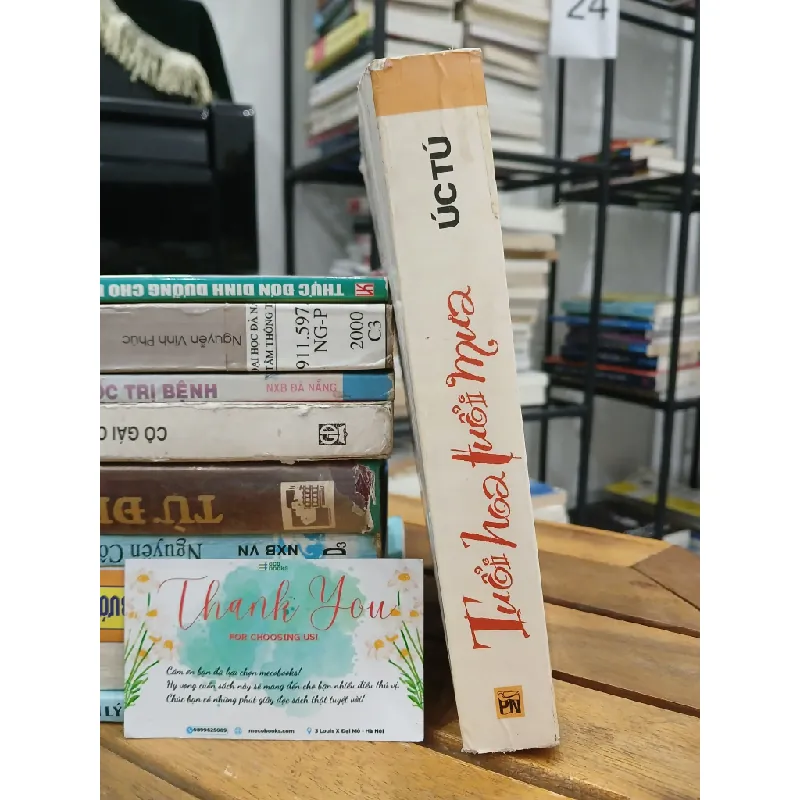 Tuổi hoa tuổi mưa – Úc Tú 588584