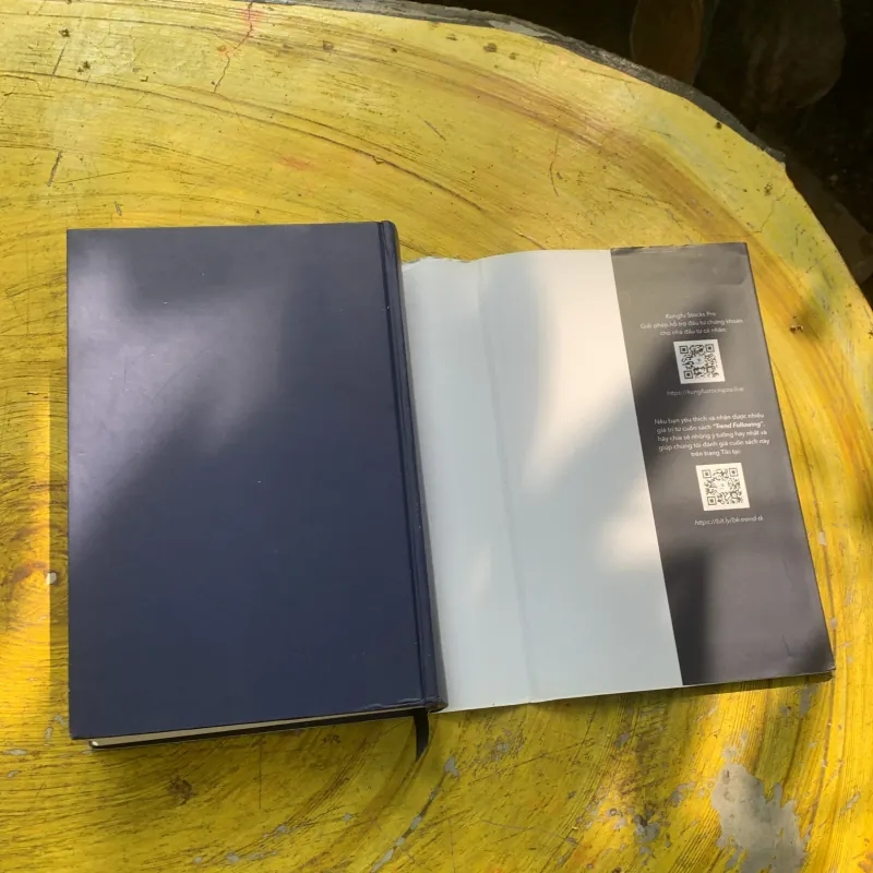 TREND FOLLOWING- MICHAEL W. COVEL - TỦ SÁCH ĐẦU TƯ 778955