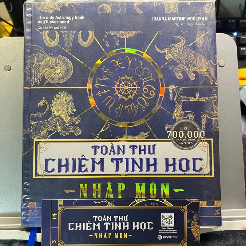 Toàn Thư Chiêm Tinh Học Nhập Môn - Bìa Cứng (Tặng Kèm Bookmark) 449641