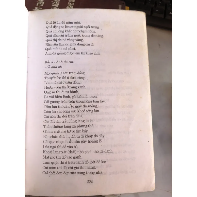 Câu đố Việt Nam - Ninh Viết Giao 991648