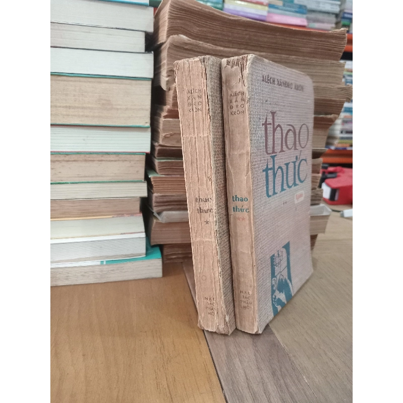 Thao thức - Alêch xănđrơ Krôn 975011