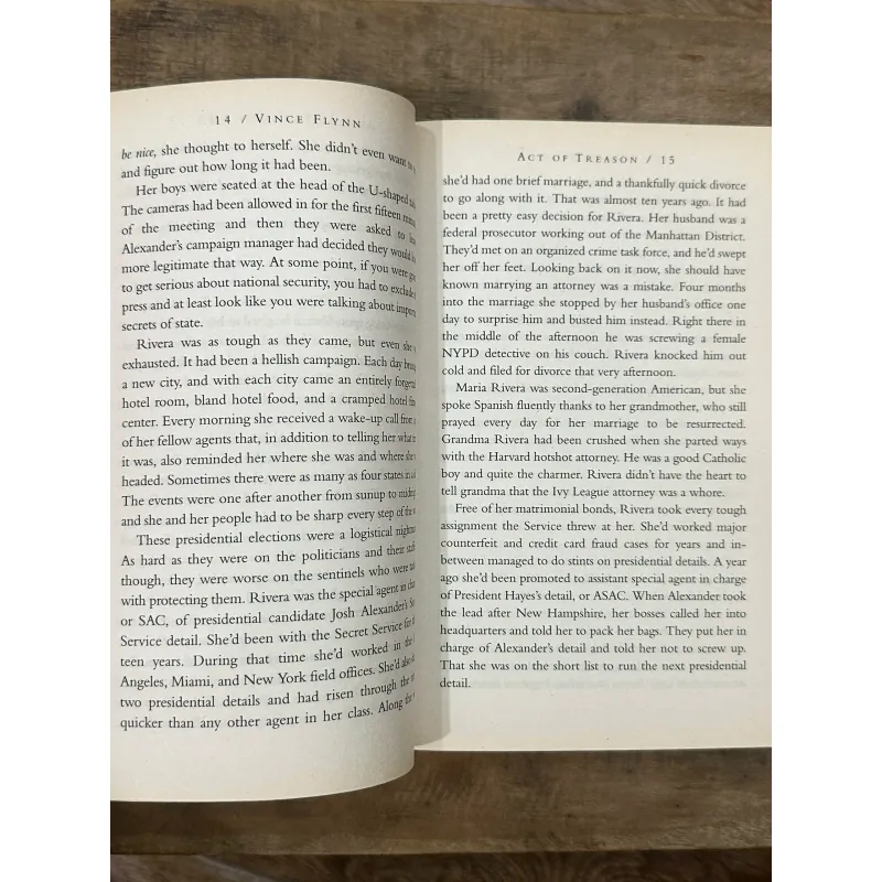 Act of Treason - Vince Flynn 736284