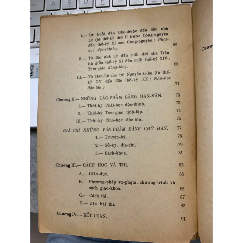 VIỆT NAM VĂN HỌC SỬ TRÍCH YẾU - NGHIÊM TOẢN 931253