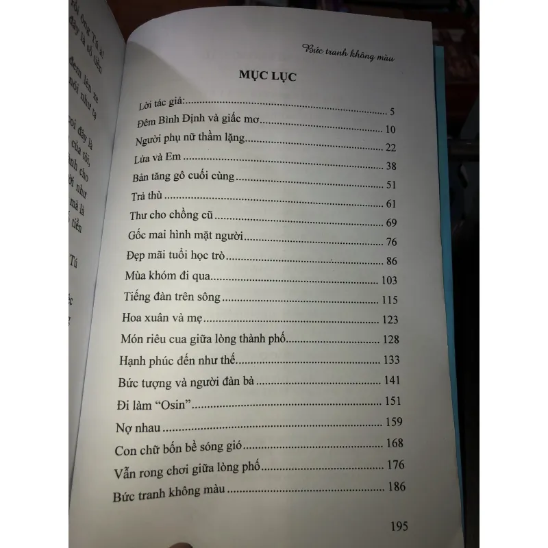 Bức tranh không màu - Nhật Hồng  1009485