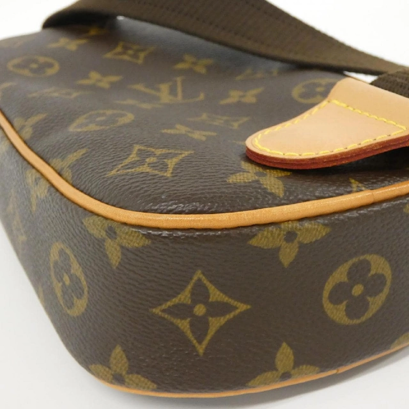 Túi đeo vai Louis Vuitton Monogram Pochette Gange M51870 612453