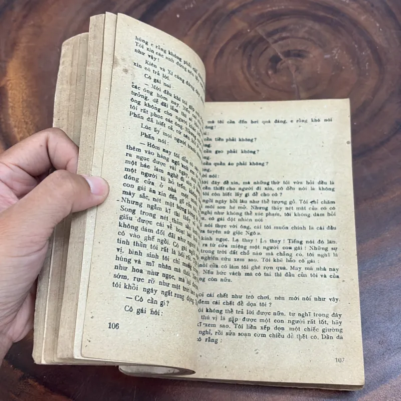 II Văn Học: Văn Tuyển Văn Học Việt Nam (1858-1930) - 1981 1008498