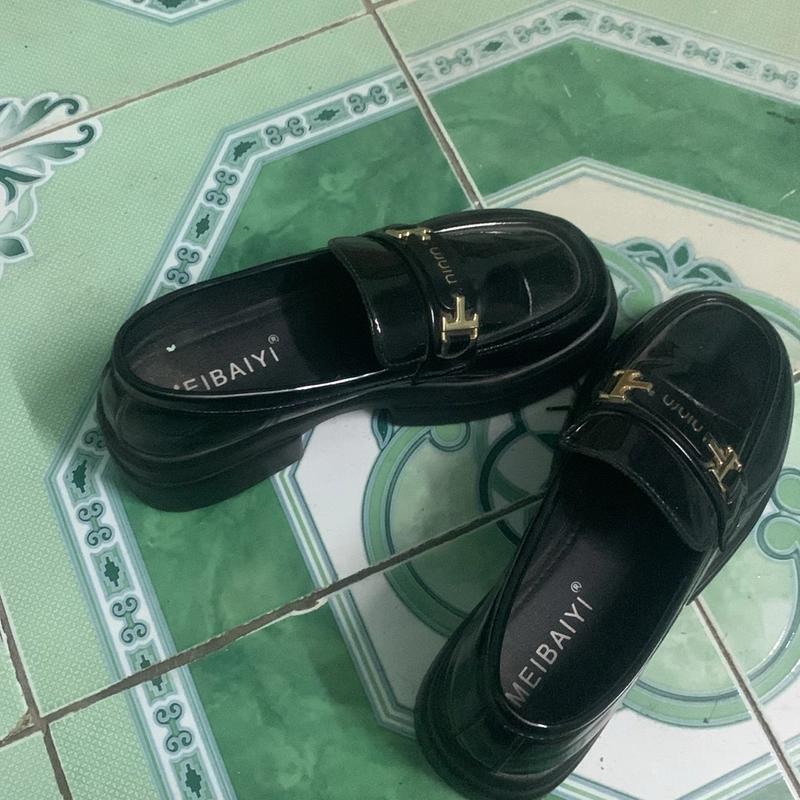 Giày Loafer nữ Meibaiyi đế cao 370542