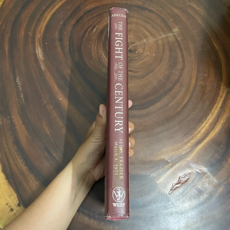II English Book: The Fight Of The Century - Michael Arkush - 2008 442941