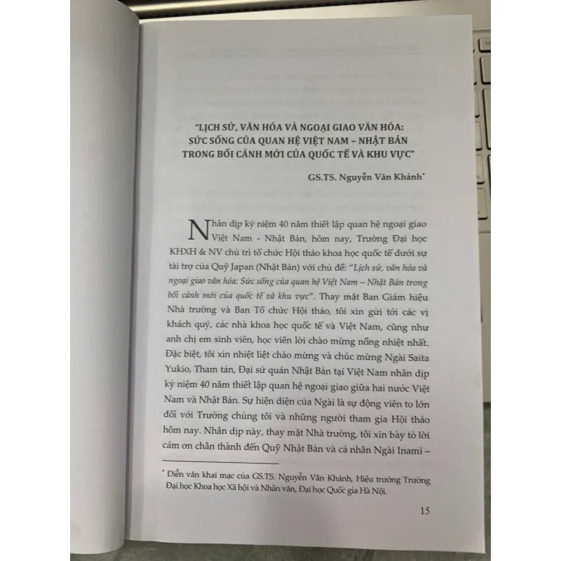 LỊCH SỬ, VĂN HÓA VÀ NGOẠI GIAO VĂN HÓA - NHIỀU TÁC GIẢ 731104