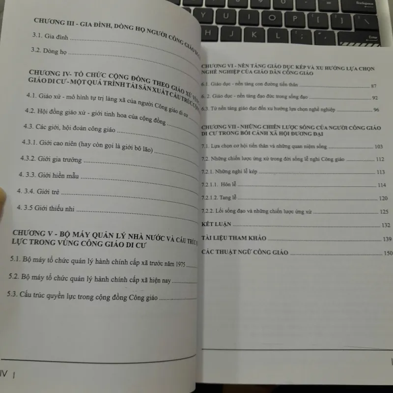 CẤU HÌNH XÃ HỘI - NGUYỄN ĐỨC LỘC 726903