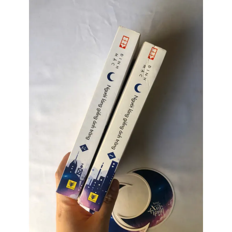 Trọn bộ 2 tập Người Láng Giềng Ánh Trăng - Đinh Mặc 926860