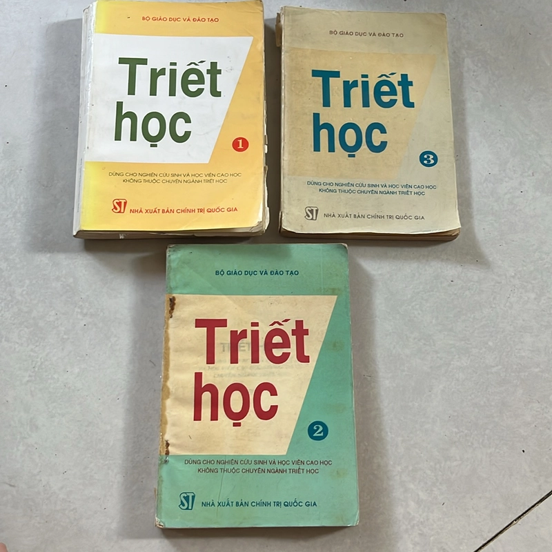 Triết học - Dùng cho nghiên cứu sinh và học viên cao học — 1993s 497652