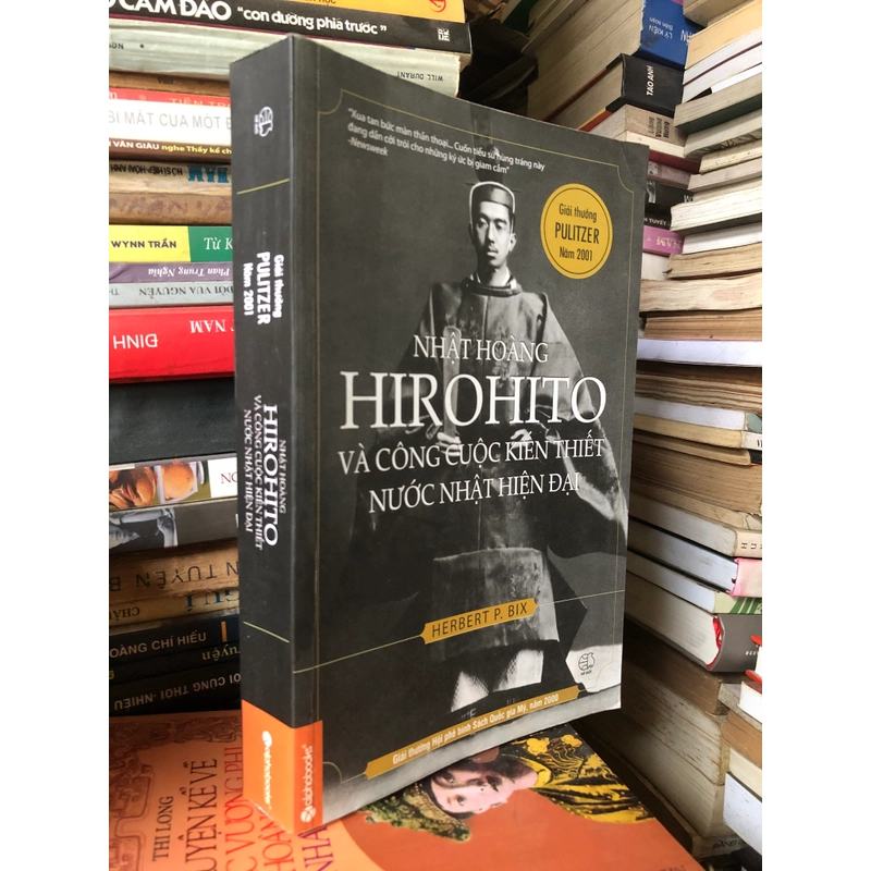 Sách Nhật hoàng Hirohito và công cuộc kiến thiết nước Nhật hiện đại 306753