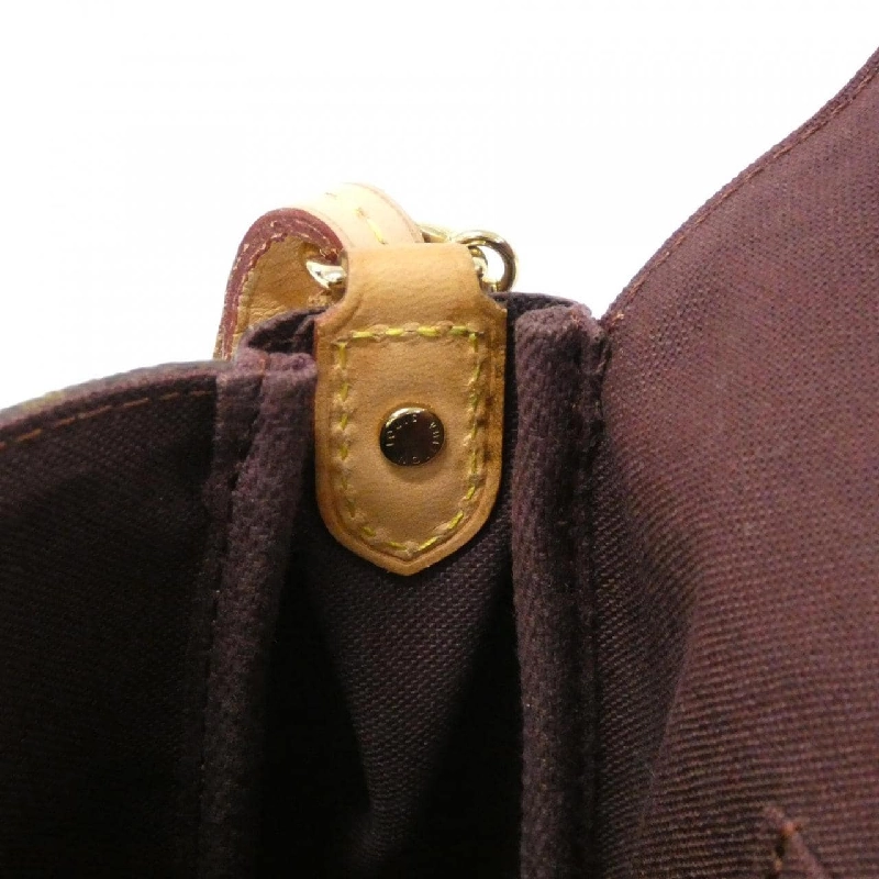 Túi xách vai Louis Vuitton Monogram Favorite MM M40718 - Hàng hiệu Chính hãng 801723