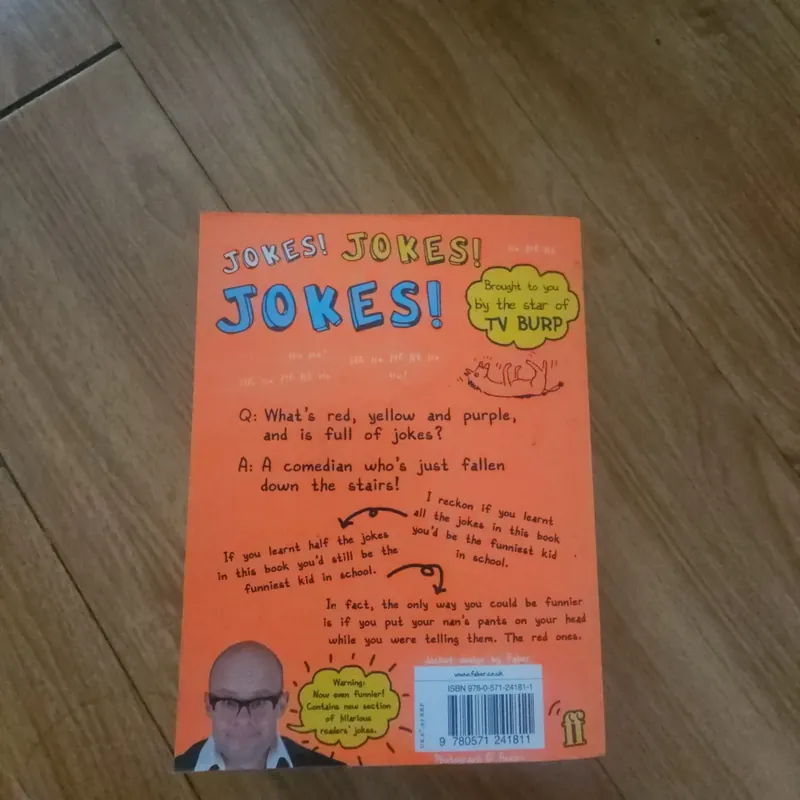 Harry Hill's Whopping Great Joke Book Giá 20k  604084