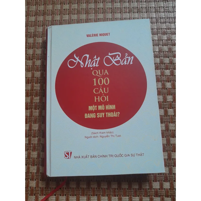 NHẬT BẢN QUA 100 CÂU HỎI.... 779054