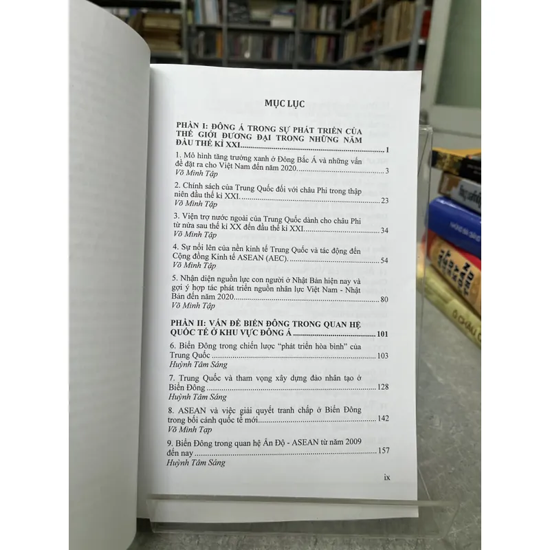 ĐÔNG Á VÀ VIỆT NAM TRONG THẾ KỶ XXI 727509