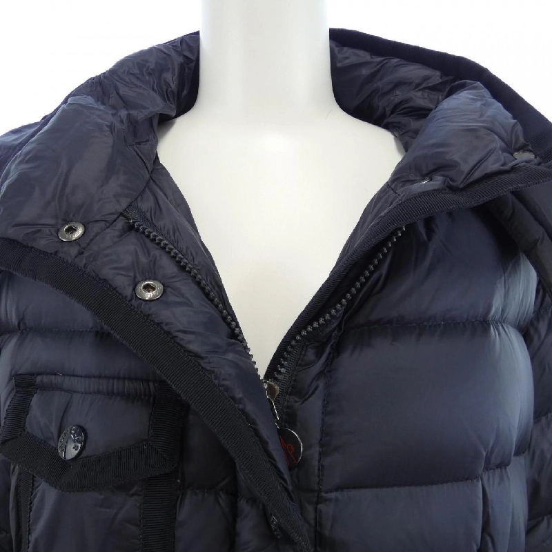 Áo khoác lông vũ MONCLER 640078