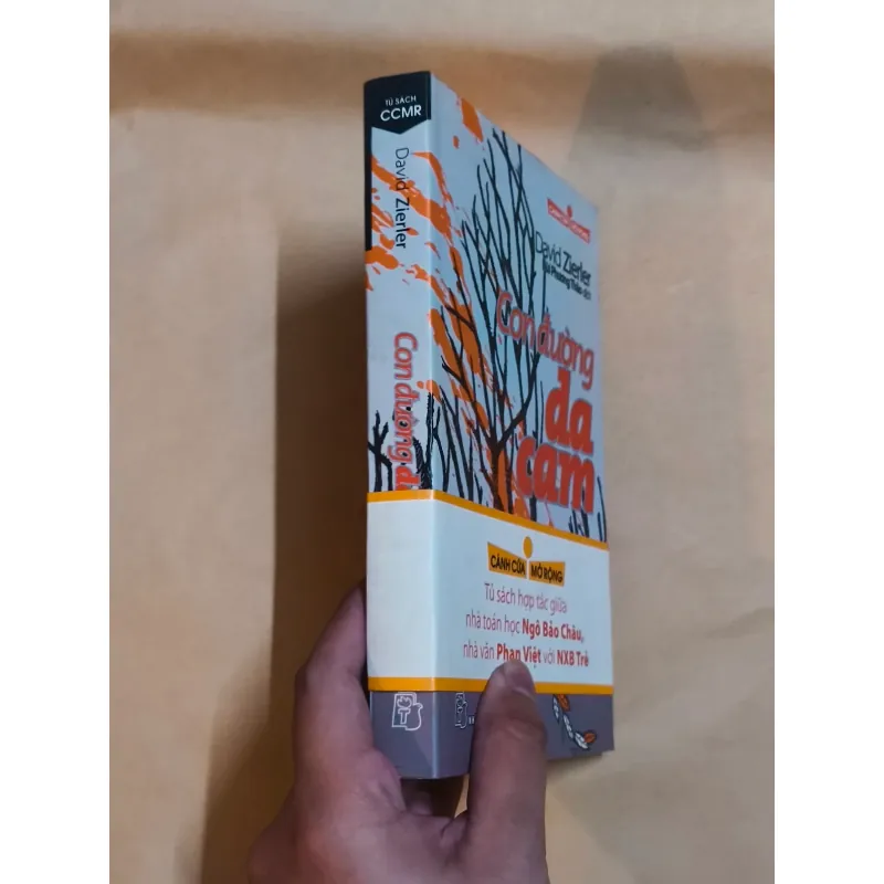 Con Đường Da Cam - David Zierler 993818