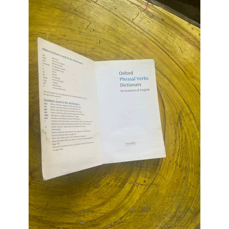 OXFORD PHRASAL VERBS DICTIONARY FOR LEARNERS OF ENGLISH 731908
