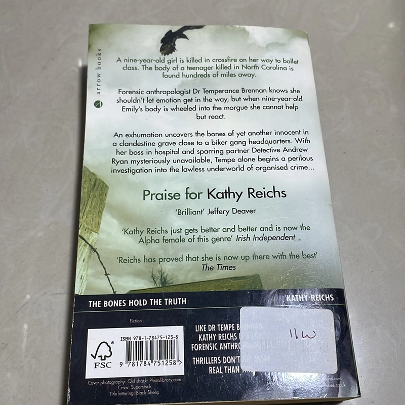 Deadly Decisions - Kathy Reichs 509316