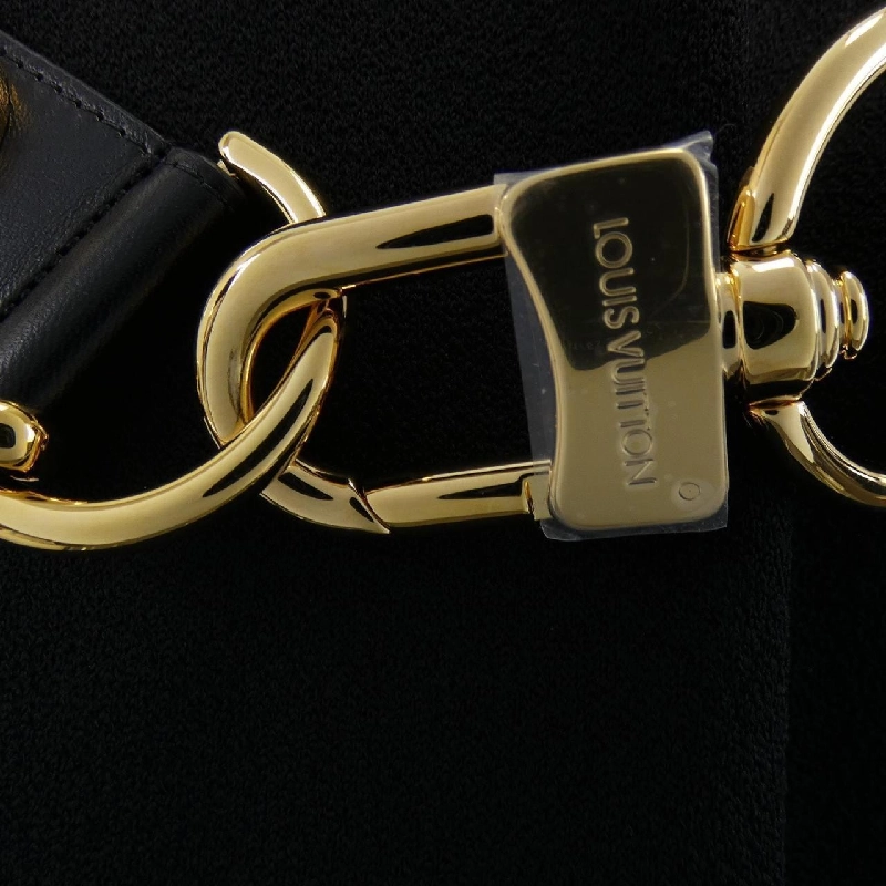 Đầm dây đai carabiner LOUIS VUITTON FTJD30JEV - Hàng hiệu Authentic 814080