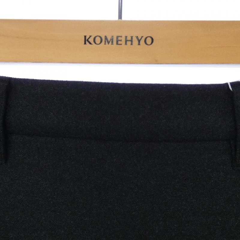 Chân váy DESCENTE - Hàng hiệu Authentic 824573