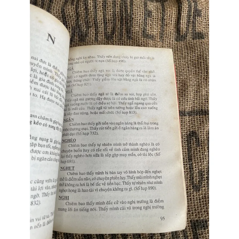 Nắng và bí ẩn của những điểm chiêm bao 1017676