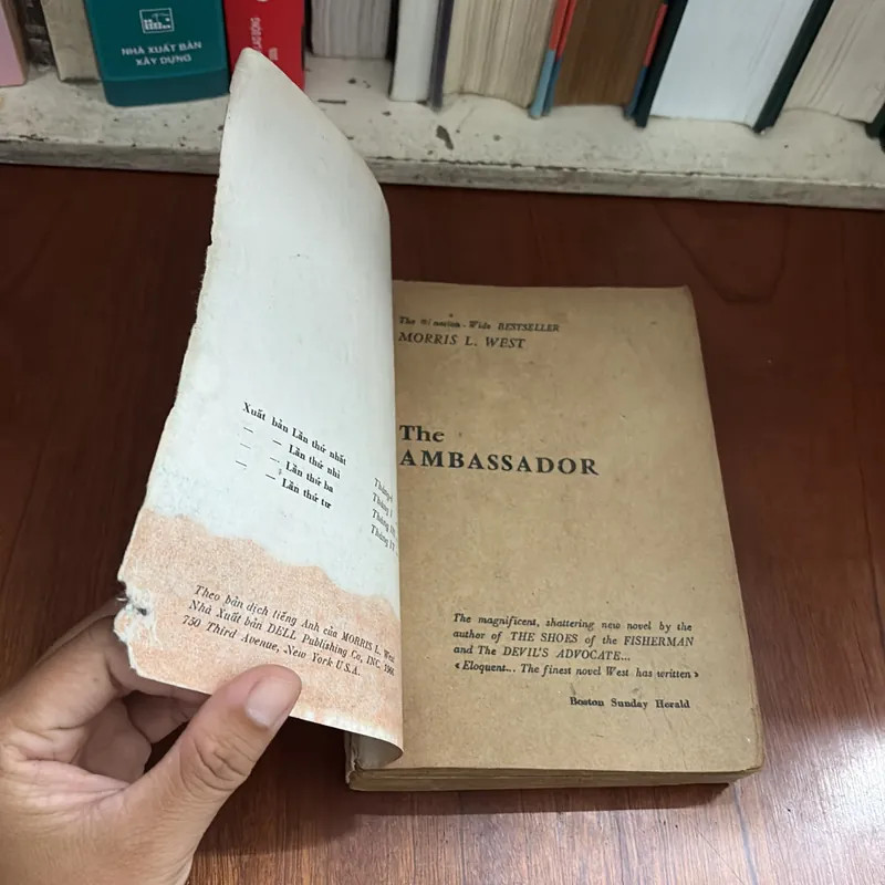 II Tựa sách: Ông Đại Sứ - MORRIS L. WEST - 1989 603057