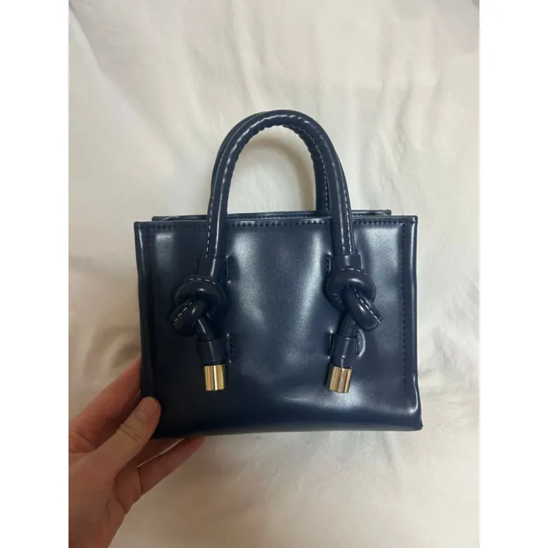 Túi Zara Knotted Mini city Bag 1010143