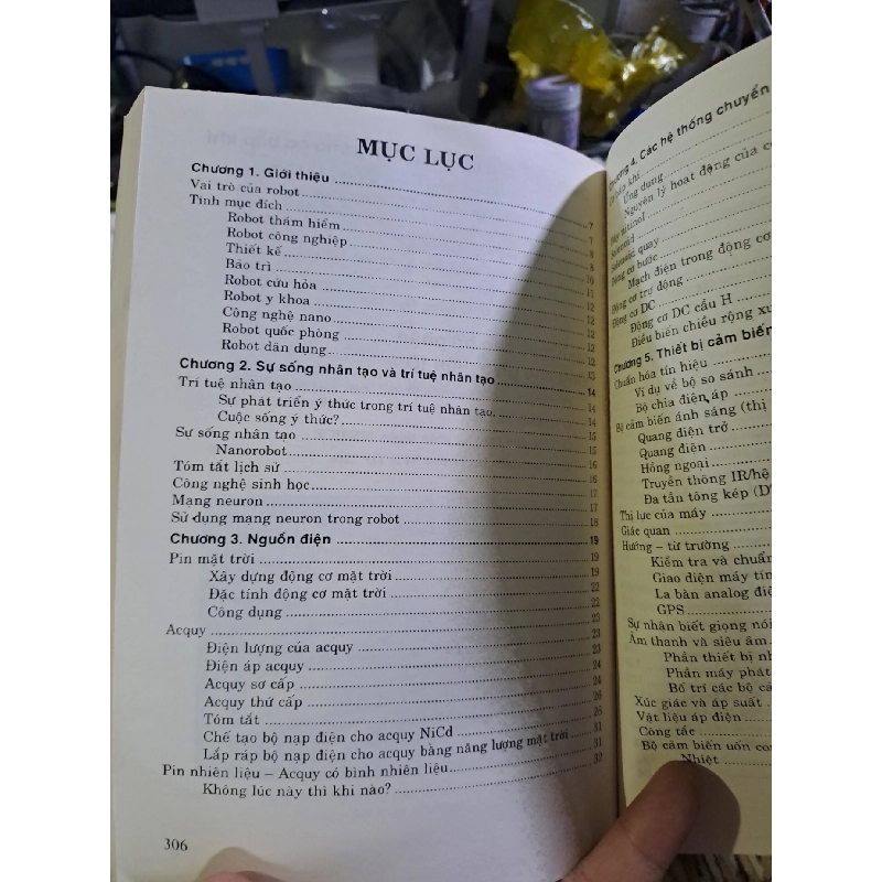 Hướng dẫn thiết kế lắp ráp robot từ các linh kiện thông dụng mới 80% ố bẩn bìa 2005 GIÁO TRÌNH, CHUYÊN MÔN HCM1709 919767