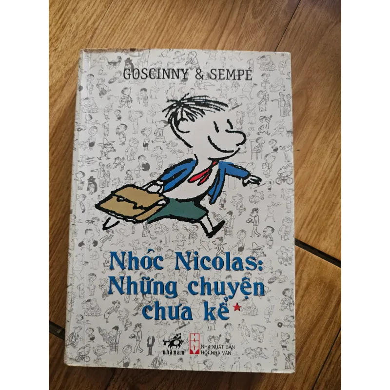 Nhóc Nicolas: Những chuyện chưa kể
30k 758032