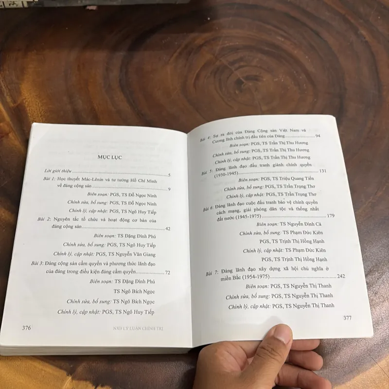 I Chính Trị: Những Vấn Đề Cơ Bản Về Đảng Cộng Sản Và Lịch Sử Đảng Cộng Sản Việt Nam - 2020 1039582