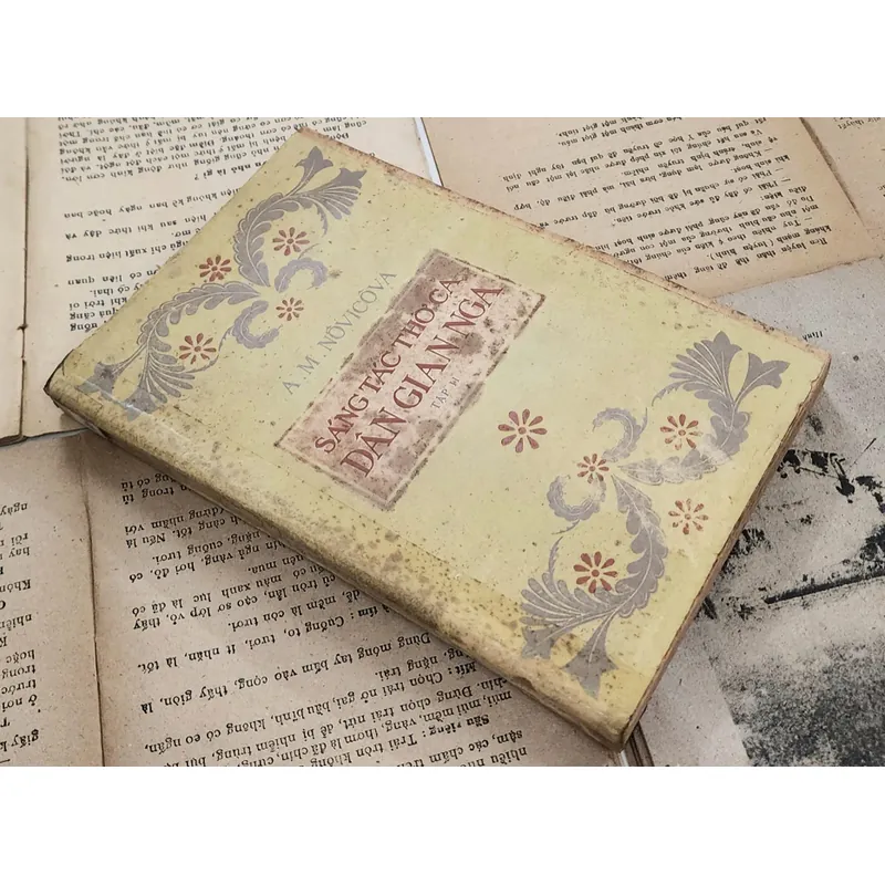 SÁNG TÁC THƠ CA DÂN GIAN NGA - A. M. Novicova chủ biên 726933