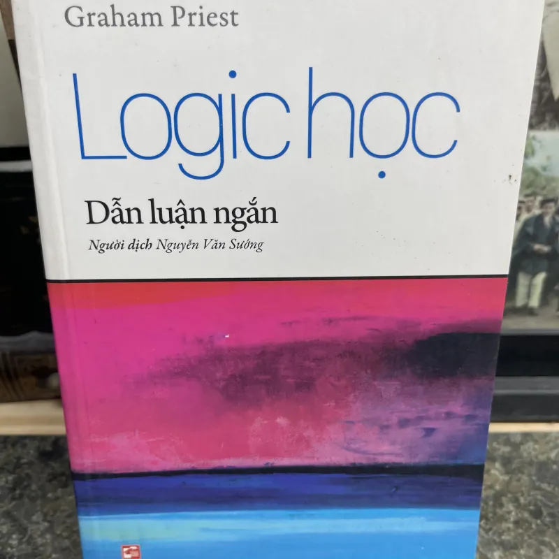 Logic học Graham Priest 751935