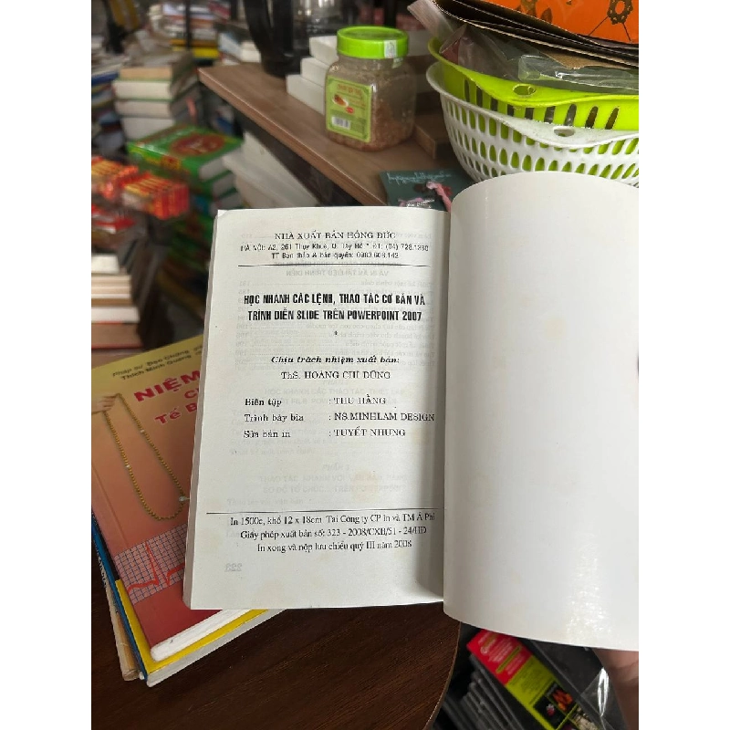 Học Nhanh Các Lệnh Và Thao Tác Trên PowerPoint 2007 - Ks. Công Bình-Đức Tùng (biên soạn) 933698