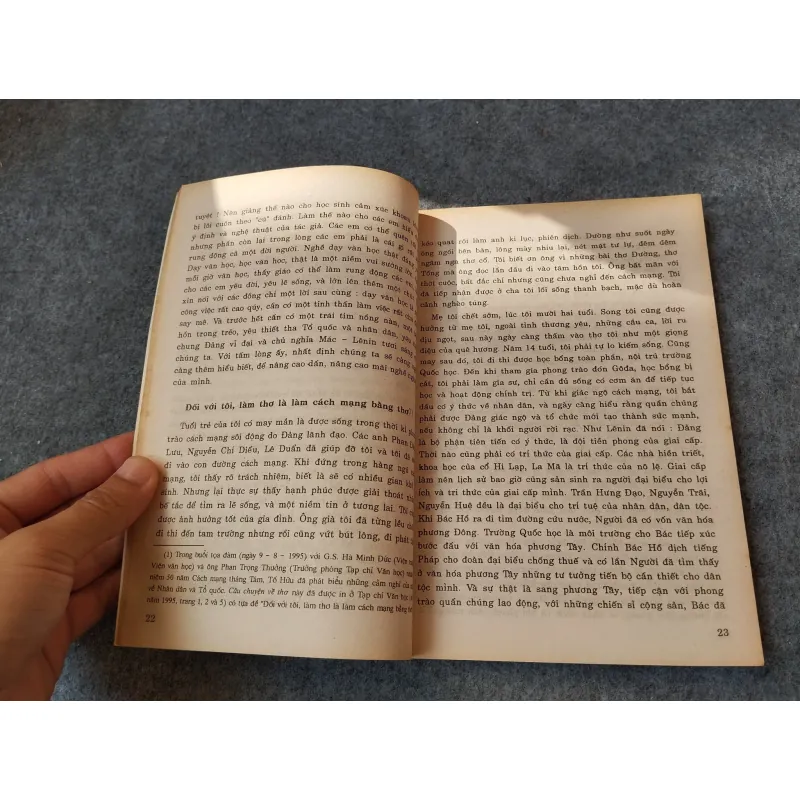 TỐ HỮU - NHÀ VĂN 719975