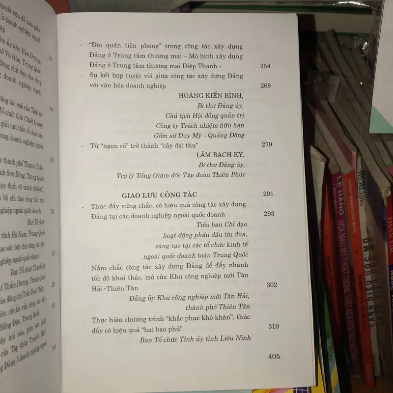 Công tác xây dựng Đảng ở doanh nghiệp ngoài quốc doanh 594560